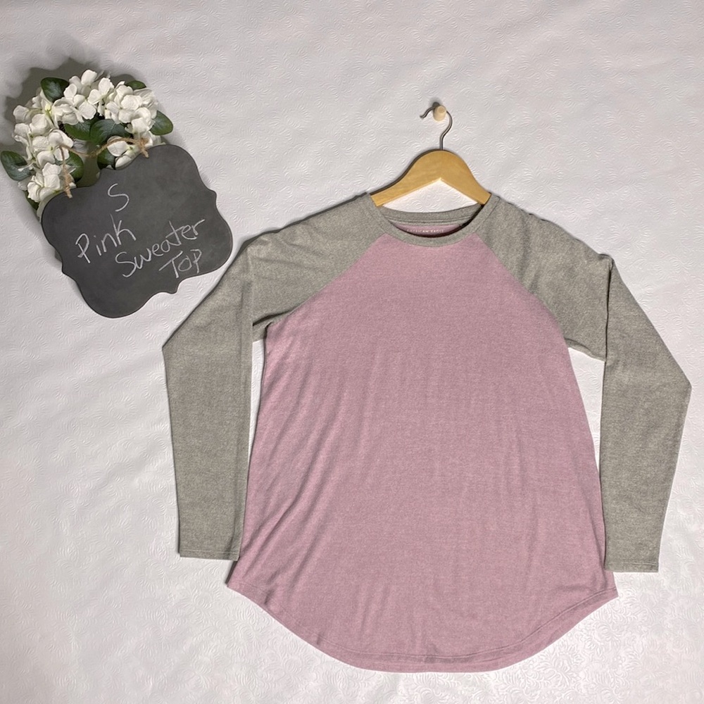 American Eagle Small Pink & Grey Sweater Top